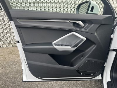 Audi Q3 35 TFSI 150 ch S tronic 7 Business Executive   - 11