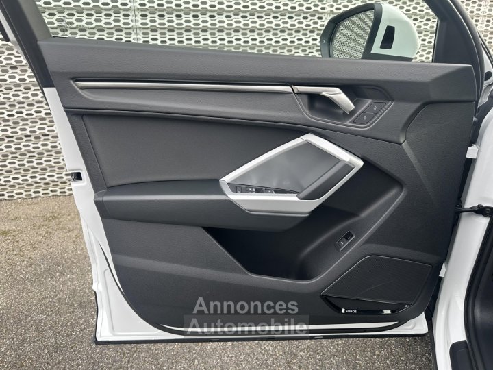 Audi Q3 35 TFSI 150 ch S tronic 7 Business Executive - 11