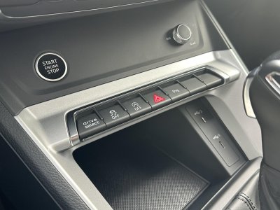 Audi Q3 35 TFSI 150 ch S tronic 7 Business Executive   - 33