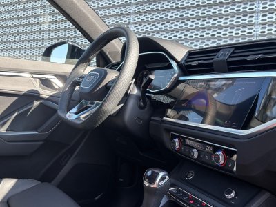 Audi Q3 35 TDI 150 ch S tronic 7 S line plus   - 7