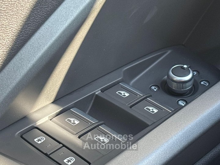 Audi Q3 35 TDI 150 ch S tronic 7 S line plus - 25