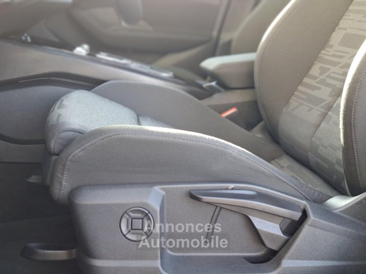 Audi A5 AVANT Avant TDI Hybride 204 ch S tronic 7 Business Executive - 51