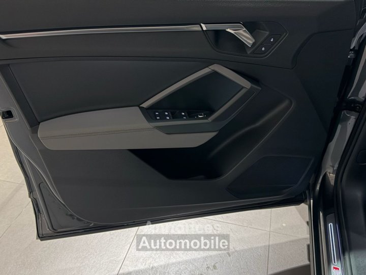 Audi Q3 35 TFSI 150 ch S tronic 7 S line - 12