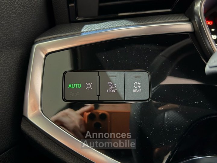Audi Q3 35 TFSI 150 ch S tronic 7 S line - 13