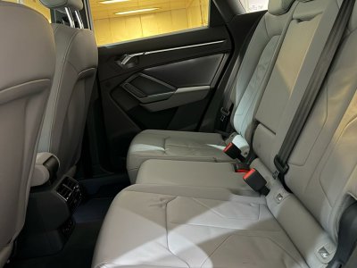 Audi Q3 35 TFSI 150 ch S tronic 7 S line   - 30