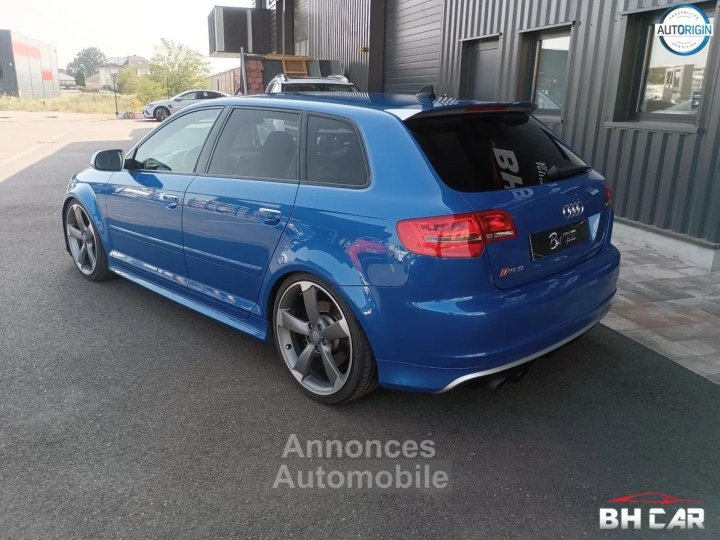 Audi RS3 SPORTBACK 25 TFSI 340CV QUATTRO S-TRONIC Si&egrave;ges F1 Bleu Sprint Echappement Clapets - 3