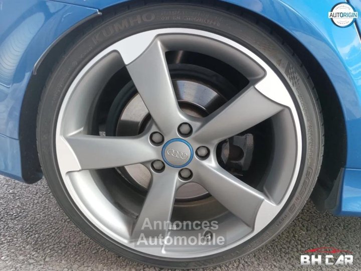 Audi RS3 SPORTBACK 25 TFSI 340CV QUATTRO S-TRONIC Si&egrave;ges F1 Bleu Sprint Echappement Clapets - 12