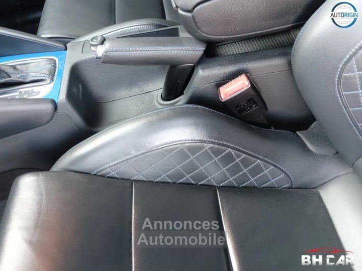 Audi RS3 SPORTBACK 25 TFSI 340CV QUATTRO S-TRONIC Si&egrave;ges F1 Bleu Sprint Echappement Clapets - 25