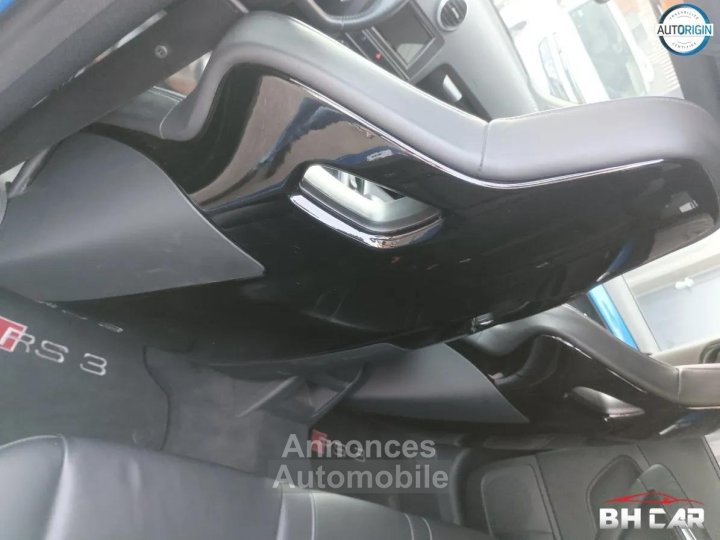 Audi RS3 SPORTBACK 25 TFSI 340CV QUATTRO S-TRONIC Si&egrave;ges F1 Bleu Sprint Echappement Clapets - 36