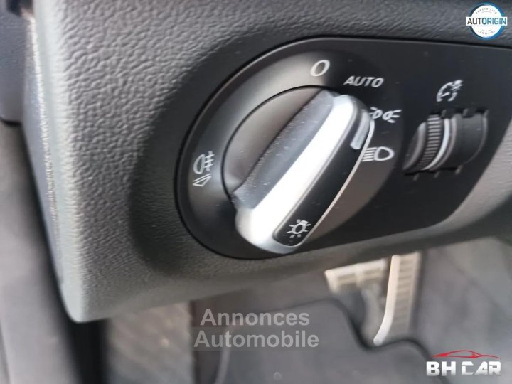 Audi RS3 SPORTBACK 25 TFSI 340CV QUATTRO S-TRONIC Si&egrave;ges F1 Bleu Sprint Echappement Clapets - 39