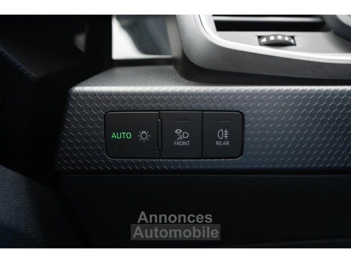 Audi A1 Sportback 10 30 TFSI 110 S-Tronic Advanced - 24