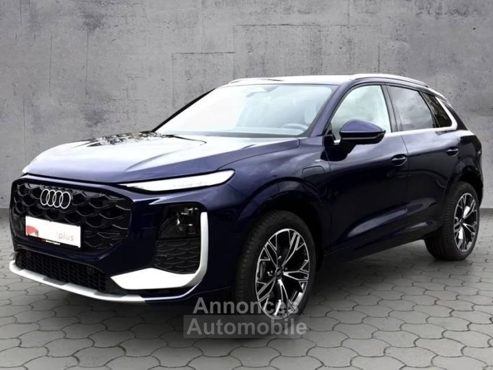 Audi Q3 45 TFSIe qu S Line S Tronic HUD CAM360 - 1