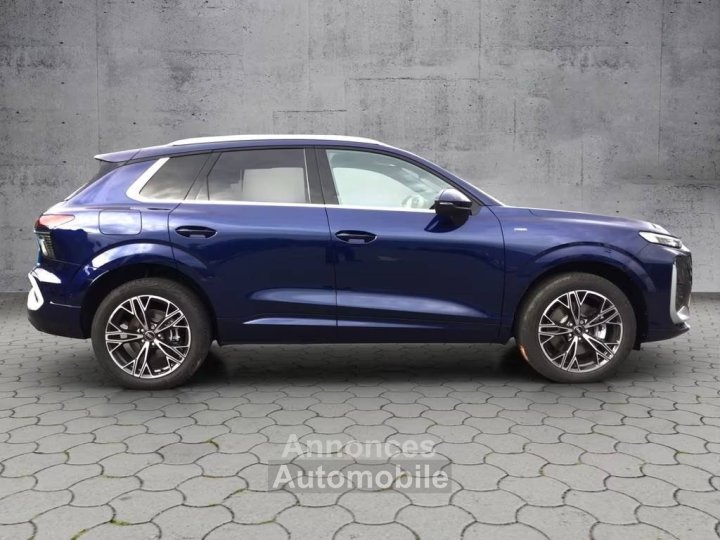 Audi Q3 45 TFSIe qu S Line S Tronic HUD CAM360 - 4