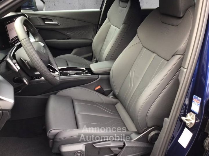 Audi Q3 45 TFSIe qu S Line S Tronic HUD CAM360 - 5