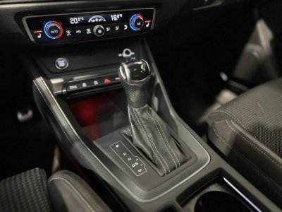 Audi Q3 35 TFSI 150 ch S-Tronic S Line - Toit ouvrant/ B&O/ Cam&eacute;ra 360&deg; - Suivi exclusif   - 16