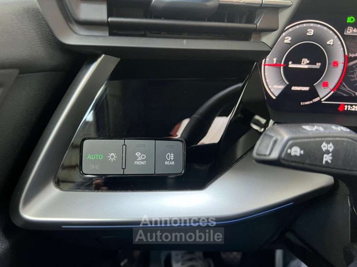 Audi A3 Sportback 30 TDI 116 Design Luxe - 22