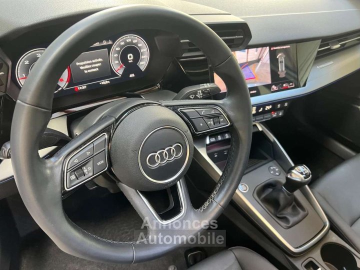 Audi A3 Sportback 30 TDI 116 Design Luxe - 39