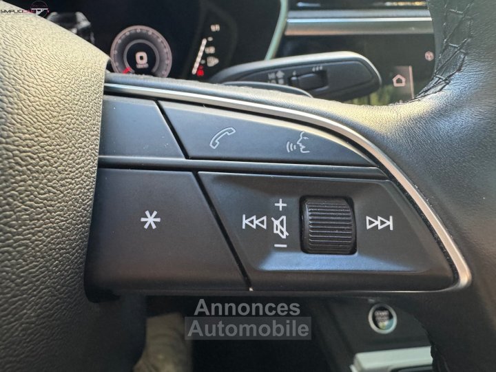 Audi Q3 35 TFSI 150 ch S tronic 7 Design Luxe GARANTIE 12 MOIS - 17
