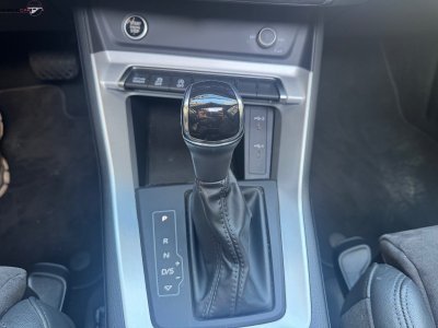 Audi Q3 35 TFSI 150 ch S tronic 7 Design Luxe GARANTIE 12 MOIS   - 23