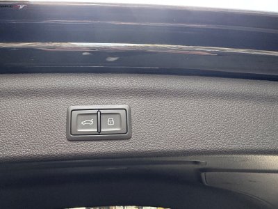 Audi Q3 35 TFSI 150 ch S tronic 7 Design Luxe GARANTIE 12 MOIS   - 29