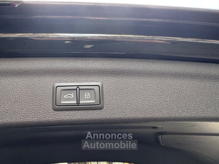 Audi Q3 35 TFSI 150 ch S tronic 7 Design Luxe GARANTIE 12 MOIS - 29