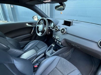 Audi A1 Sportback 14 TFSI 185ch S line tronic 7 Radar AR Si&egrave;ges chauffants   - 6