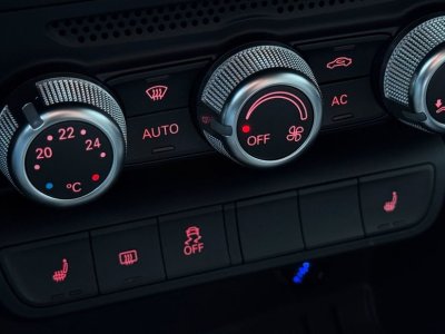 Audi A1 Sportback 14 TFSI 185ch S line tronic 7 Radar AR Si&egrave;ges chauffants   - 9