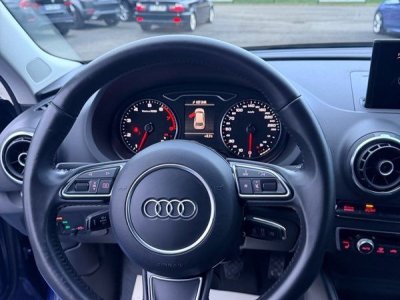 Audi A3 8V 14 TFSi 122cv Ambition X&eacute;non LED Bluetooth R&eacute;gulateur Cam&eacute;ra Radar AV%2BAR 1Main Suivie Garantie 12 Mois   - 14