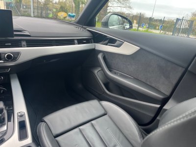 Audi A4 35 TDI S-LINE   - 15