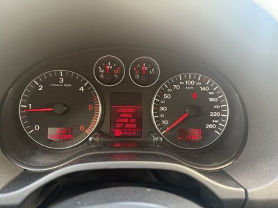 Audi A3 19 TDI 105CH AMBIENTE S TRONIC 6 3P - 19