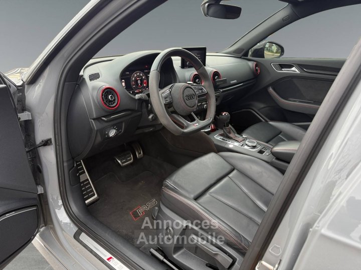 Audi RS3 Berline 25 TFSI 400ch quattro S tronic 7 Euro6d-T - 9