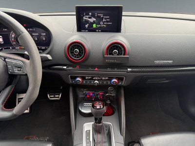 Audi RS3 Berline 25 TFSI 400ch quattro S tronic 7 Euro6d-T   - 11