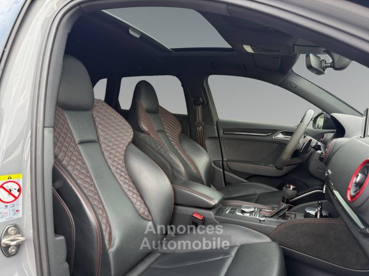 Audi RS3 Berline 25 TFSI 400ch quattro S tronic 7 Euro6d-T - 15
