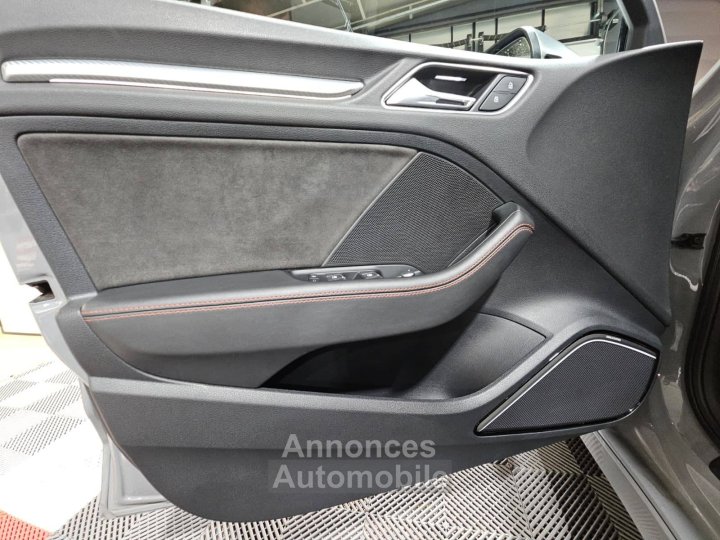 Audi RS3 Berline 25 TFSI 400ch quattro S tronic 7 - 12