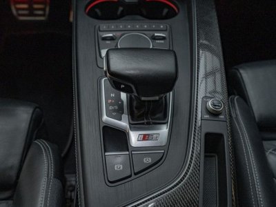 Audi S4 AVANT   - 26