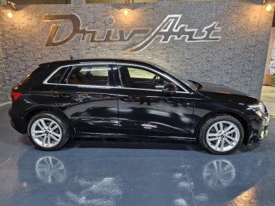 Audi A3 Sportback Sportback 30 TFSI 110ch Mild Hybrid Business line S tronic 7   - 7