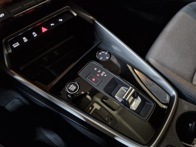 Audi A3 Sportback Sportback 30 TFSI 110ch Mild Hybrid Business line S tronic 7   - 18