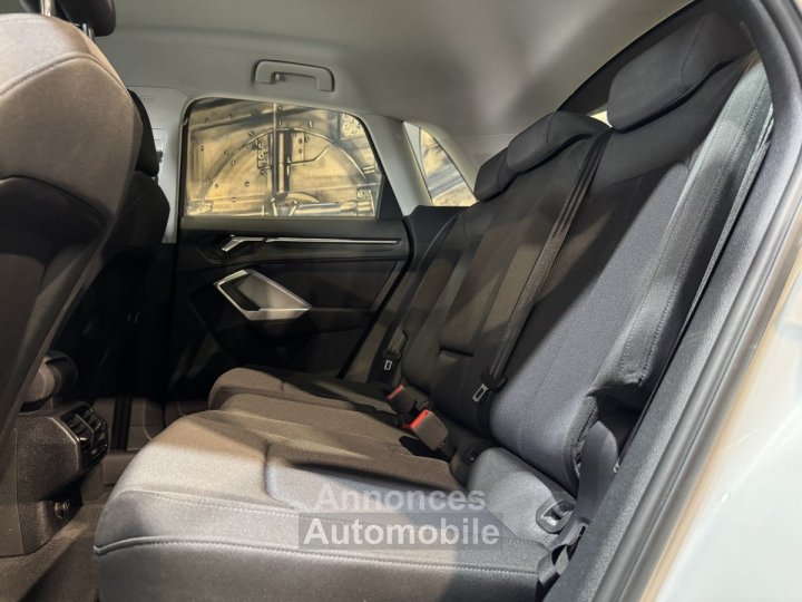 Audi Q3 35 TFSI 150 MHEV S TRONIC BUSINESS LINE - 21