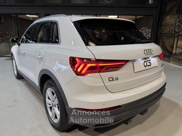 Audi Q3 35 TFSI 150 MHEV S TRONIC BUSINESS LINE - 32