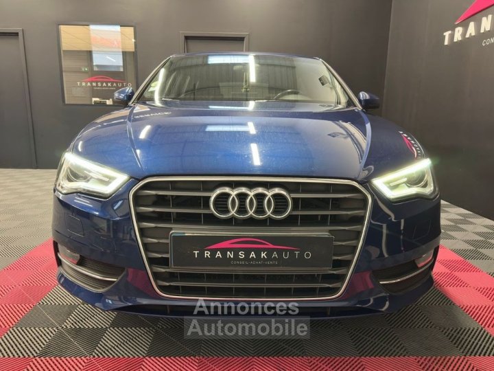 Audi A3 Sportback 16 TDI 110 S Line tronic 7 ORIGINE FRANCE R&Eacute;VISION &Agrave; JOUR COURROIE - 7