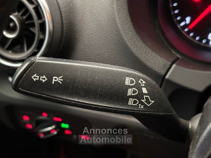 Audi A3 Sportback 16 TDI 110 S Line tronic 7 ORIGINE FRANCE R&Eacute;VISION &Agrave; JOUR COURROIE - 22
