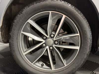 Audi Q3 14 cod tfsi 150 s-line s-tronic bva   - 20