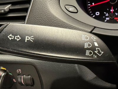 Audi Q3 14 cod tfsi 150 s-line s-tronic bva   - 29