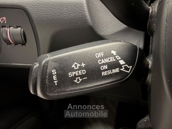 Audi Q3 14 cod tfsi 150 s-line s-tronic bva - 30