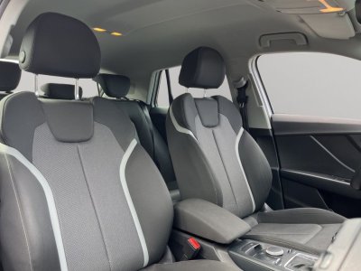 Audi Q2 TDI 116 BVA S Tronic ENTRETIEN COMPLET 4 PNEUS NEUFS DISTRIBUTION FAITE ATTELAGE - 17