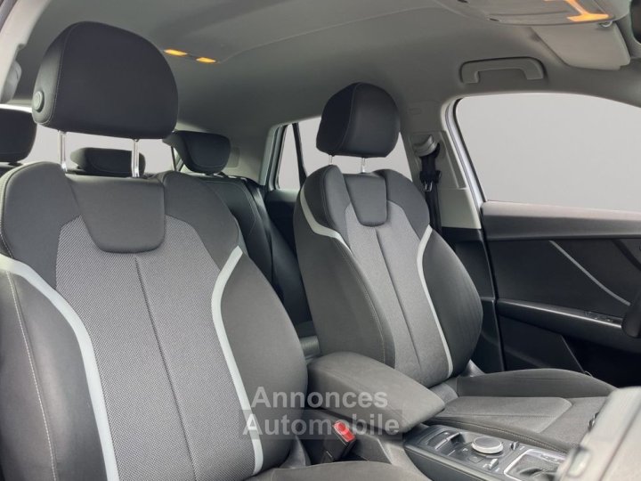 Audi Q2 TDI 116 BVA S Tronic ENTRETIEN COMPLET 4 PNEUS NEUFS DISTRIBUTION FAITE ATTELAGE - 17