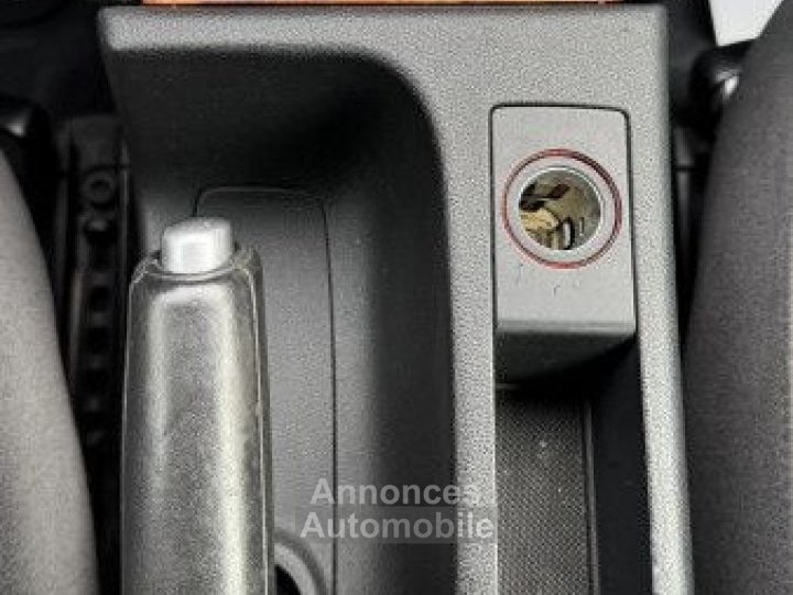 Audi A3 Sportback 20 FSI 150CH AMBITION TIPTRONIC - 23