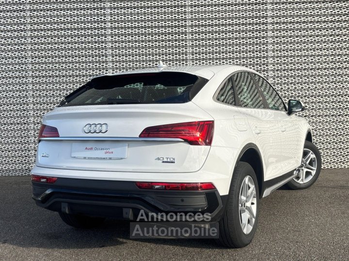 Audi Q5 Sportback 40 TDI 204 S tronic 7 Quattro Design - 2