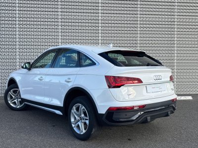 Audi Q5 Sportback 40 TDI 204 S tronic 7 Quattro Design   - 4