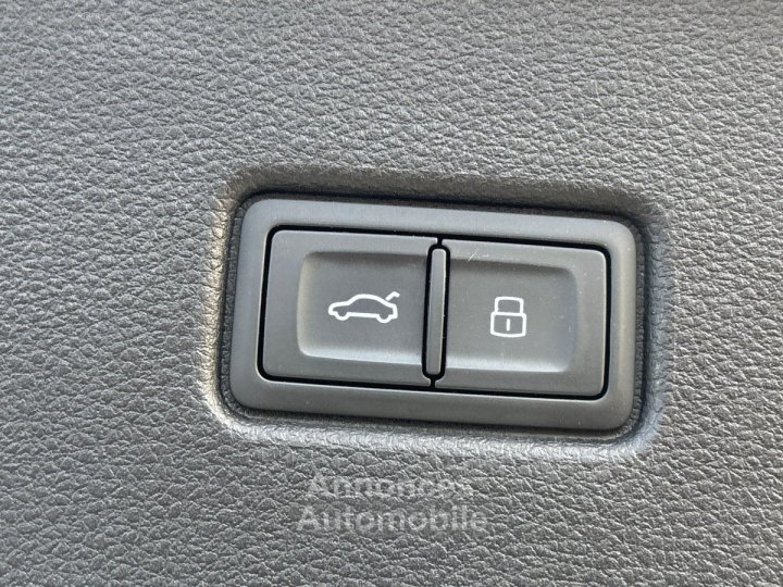 Audi Q5 Sportback 40 TDI 204 S tronic 7 Quattro Design - 26